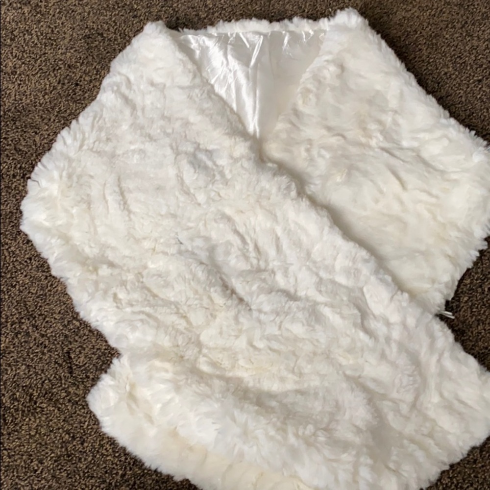 White Faux Fur Wrap